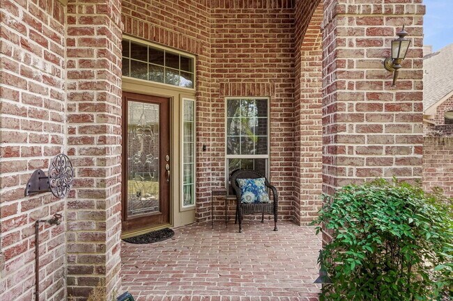 Building Photo - 23915 Hamptonshire Ln