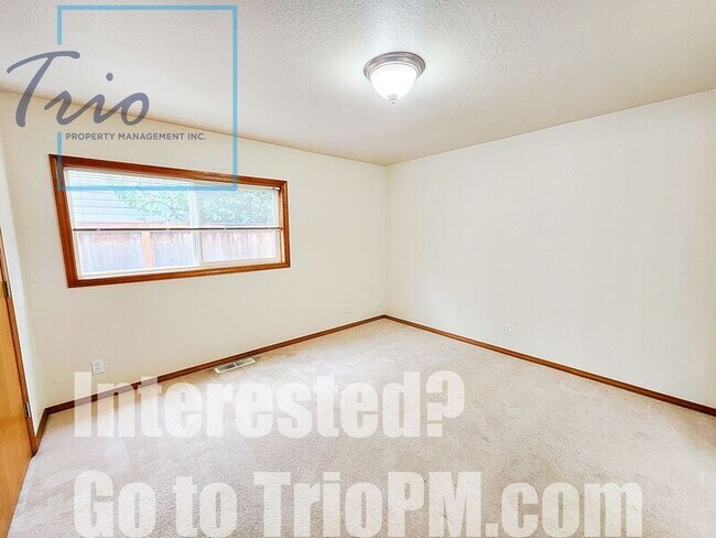 Building Photo - 3224 Downing St