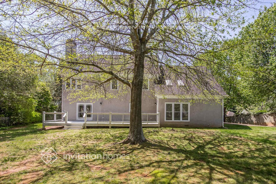 Building Photo - 435 Clubfield Dr