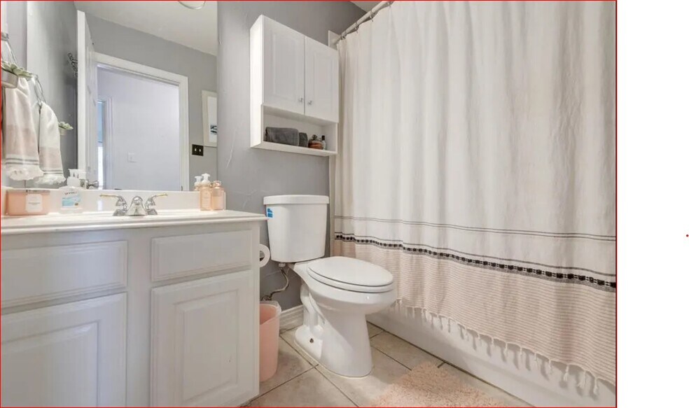 Building Photo - 3424 Dillon Ct