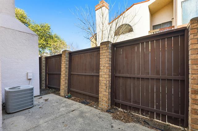 Building Photo - 505 Ranch Trail