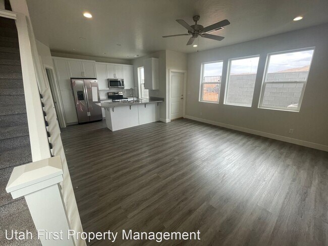 Building Photo - 3 br, 2.5 bath House - 3861 S Mustang Vall...