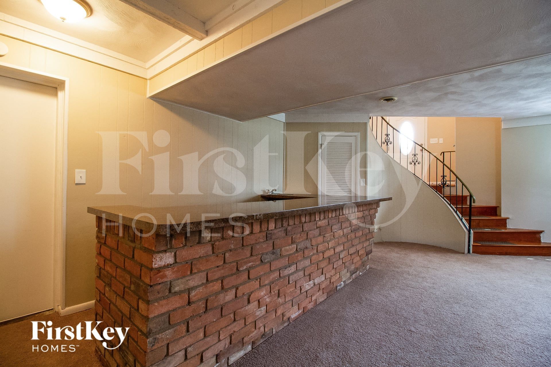 Building Photo - 8431 Bluebird Dr