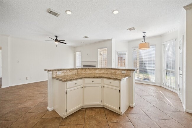 Building Photo - 12831 Dove Point Ln