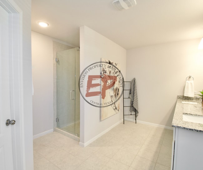 Building Photo - 11229 Solar St