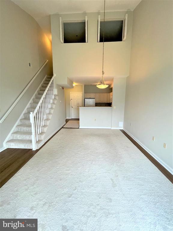 Building Photo - 1641 International Dr