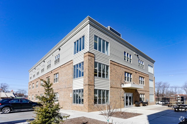 Building Photo - Swayze Court Apartments