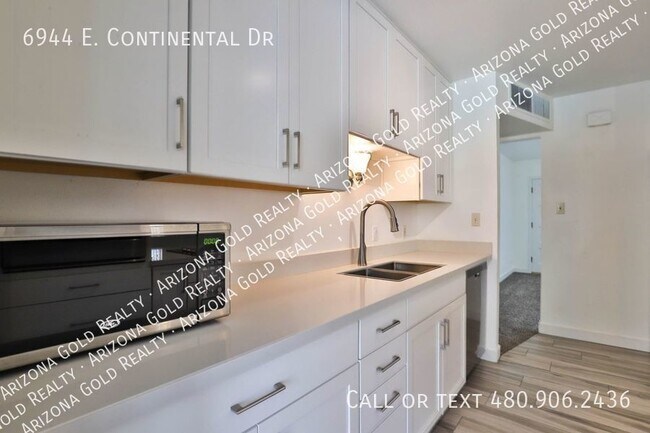 Building Photo - 6944 E Continental Dr