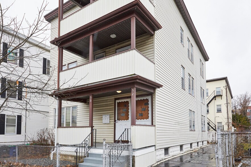 Building Photo - 52 Mansfield St