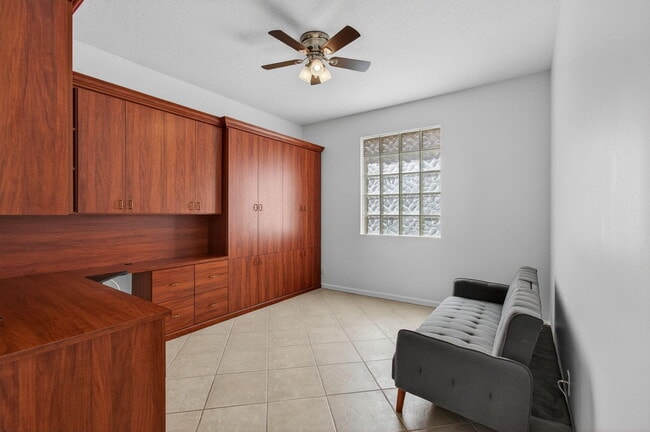 Building Photo - 7976 Monarch Ct