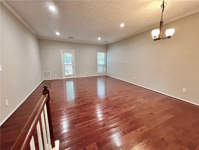 Building Photo - 406 Wedgewood Way