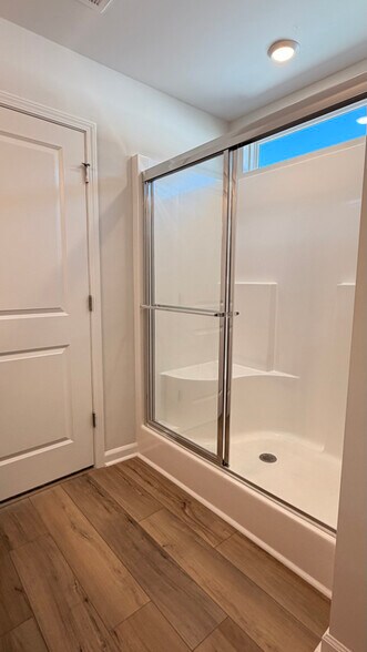 Building Photo - 1428 Donhill Dr