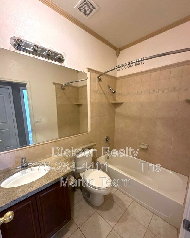 Building Photo - 2662 Pride Dr