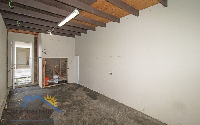 Building Photo - Cozy 3 Bedroom Townhouse in the Bay Shores South Community