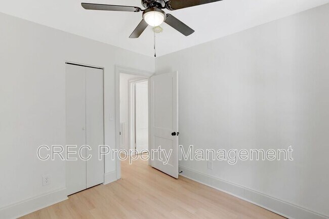 Building Photo - 2642 Ferrara Dr