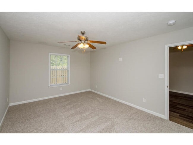 Building Photo - 663 Mickelson Way
