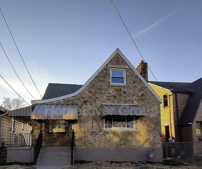 Building Photo - 881 Miller Ave