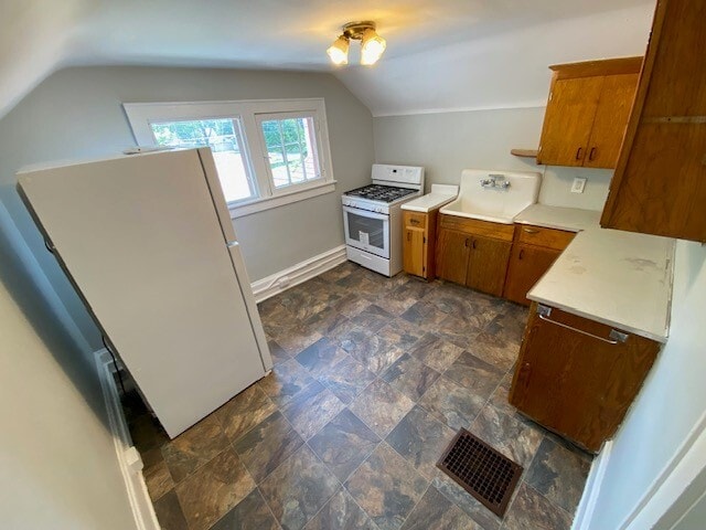 Building Photo - 415 Hillwood Dr