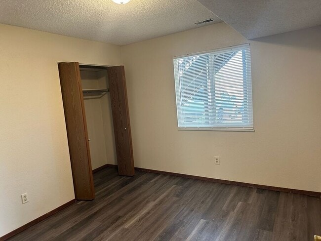 Building Photo - 2330 Allegheny Dr