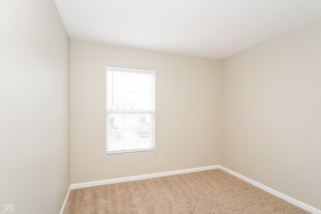 Building Photo - 622 Greenway St