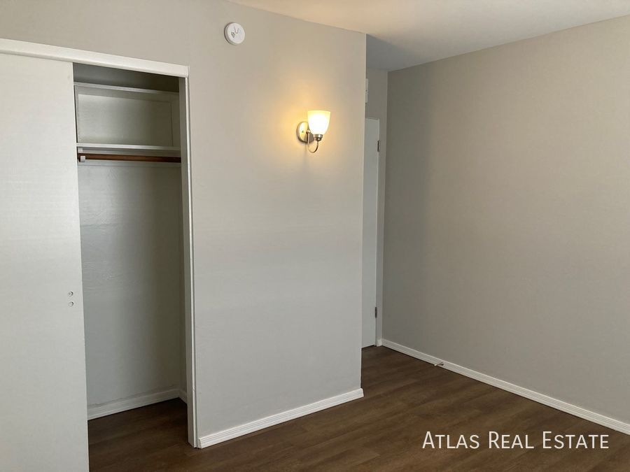 Building Photo - 6848 E Mary Dr