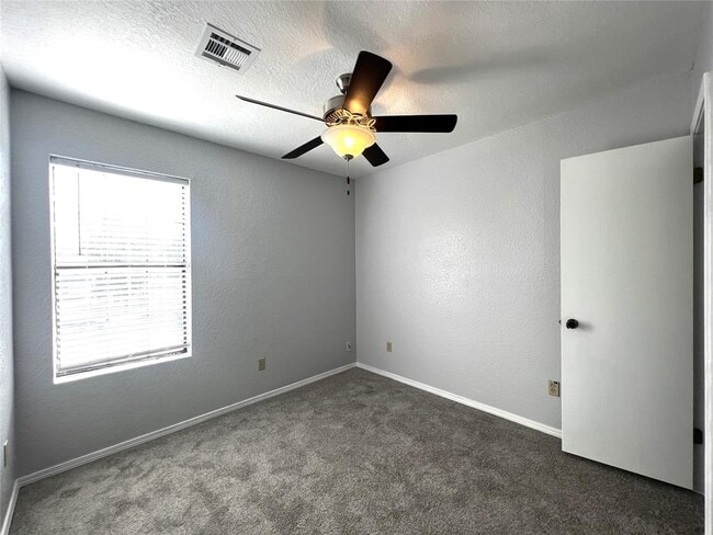 Building Photo - 421 Dauphin Ave