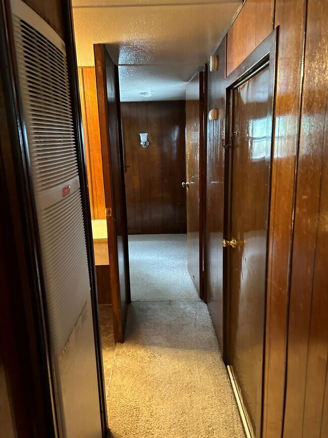 Building Photo - 2 Bed 1 Bath Mobile Home