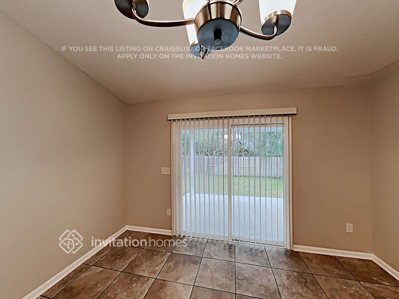 Building Photo - 306 Colorado Springs Way