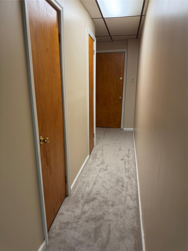 Building Photo - 62-21 60th Dr