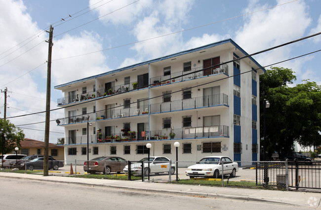 Primary Photo - The Bora Apartments