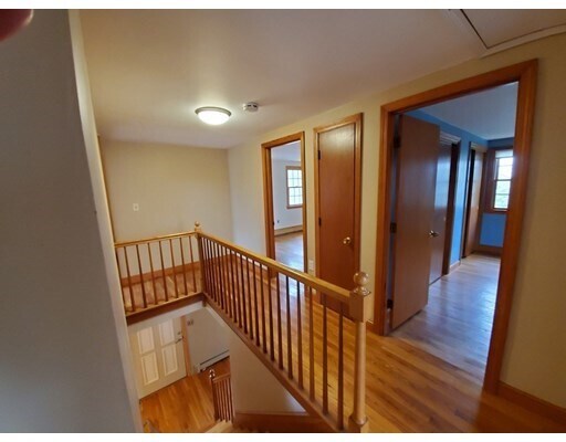 Building Photo - 45 Willow St