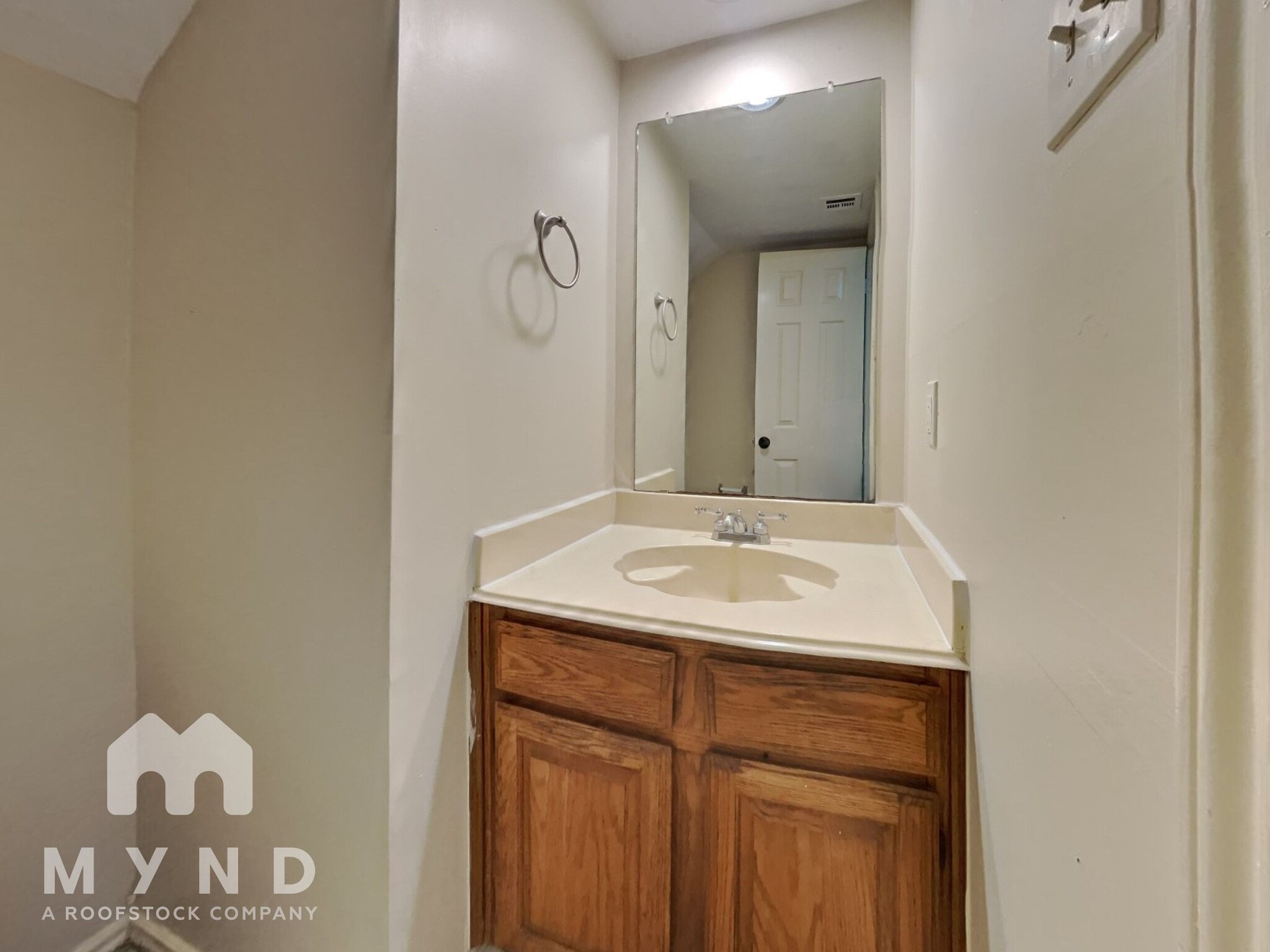 Building Photo - 13311 Raven Flight Dr