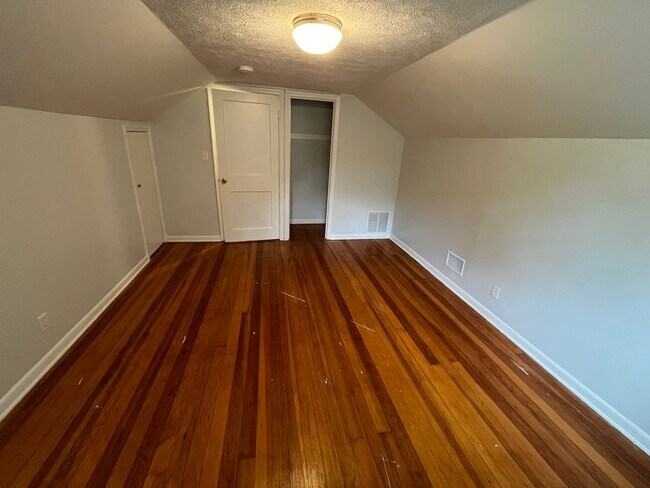 Building Photo - SJK Dwellings LLC