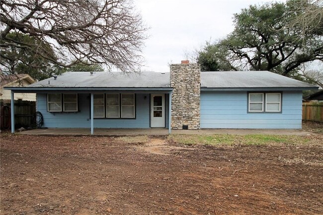 Building Photo - 13320 Water Oak Ln