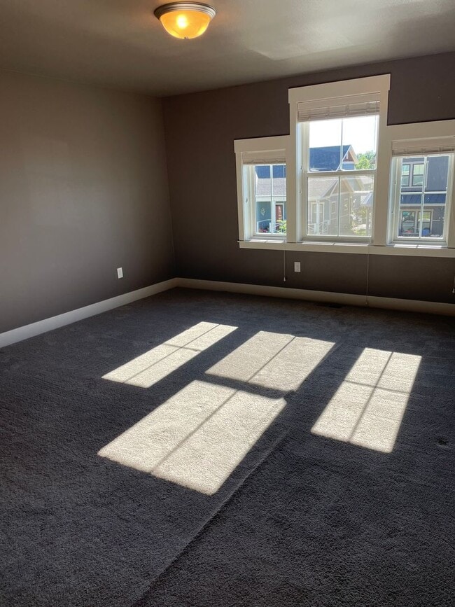 Building Photo - Beautiful home in Josephine Crossings