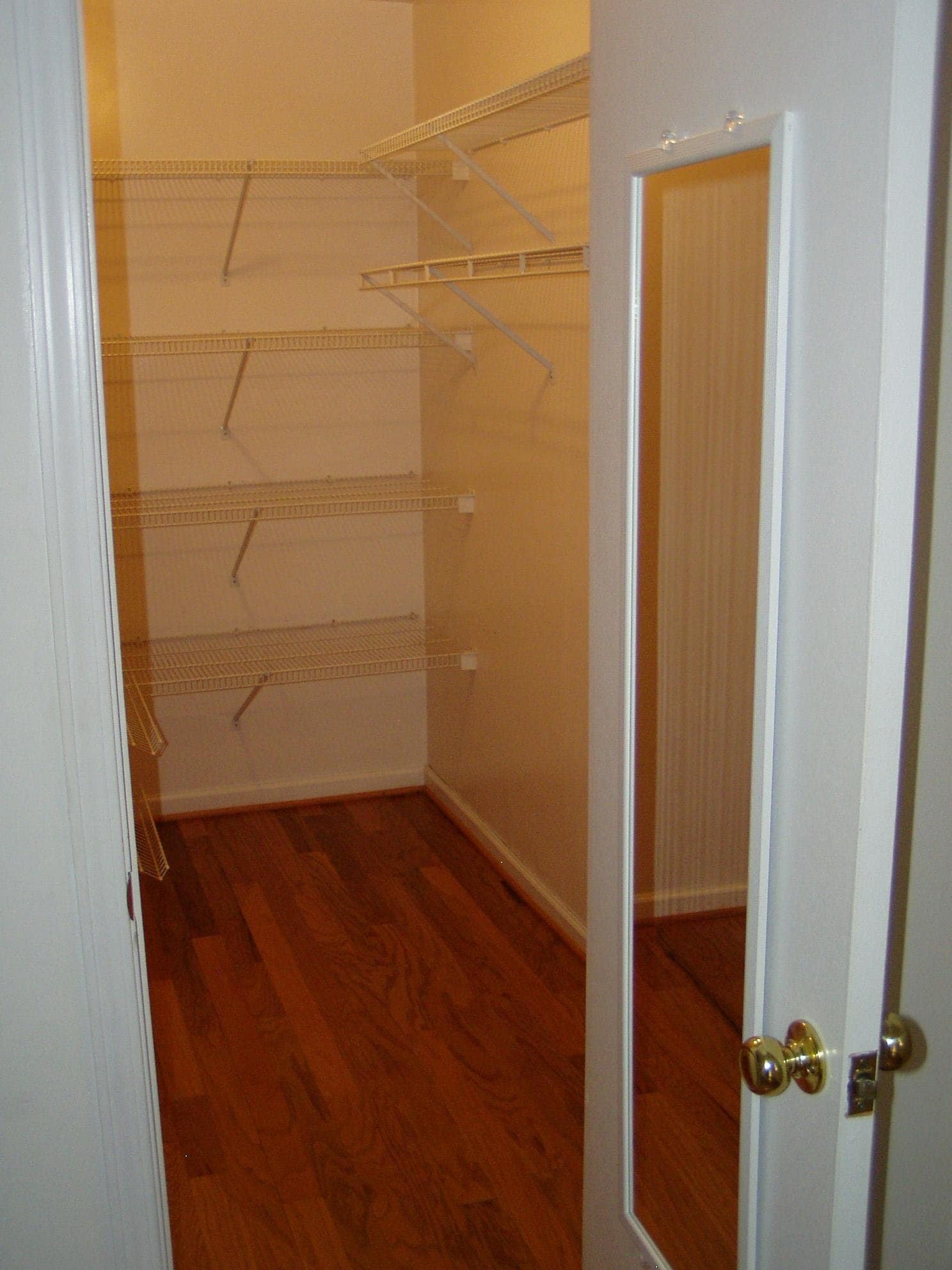 Building Photo - 106 Woodland Ct