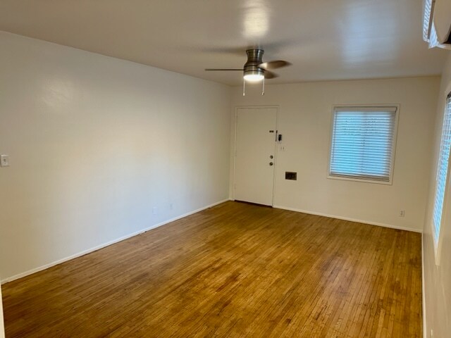 Primary Photo - 236 S Glendora Ave