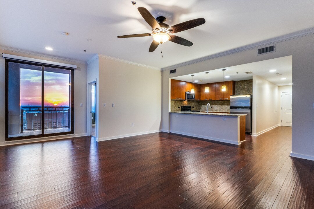 modern kitchen, granite & stainless - 1200 Main St