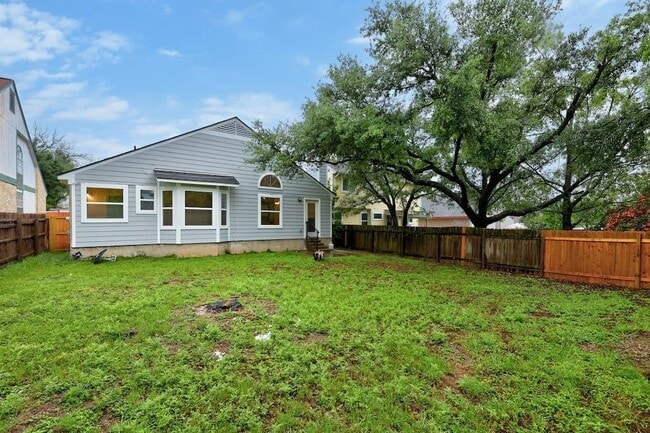 Building Photo - 2111 Rick Whinery Dr