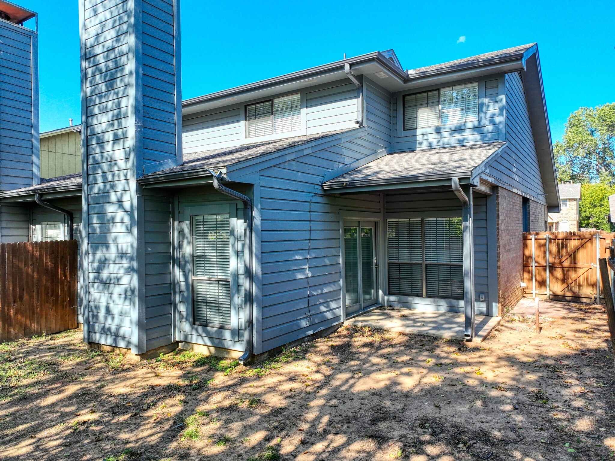 Building Photo - 317 Benjamin St