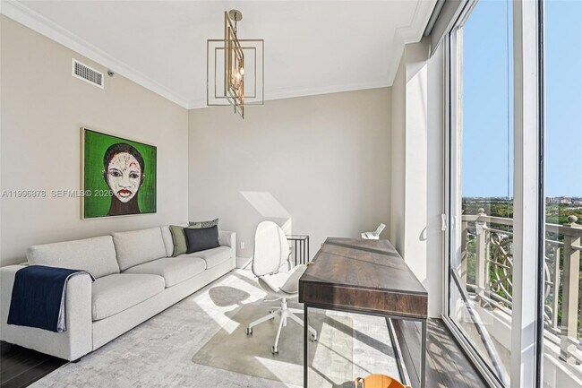 Building Photo - 626 Coral Wy