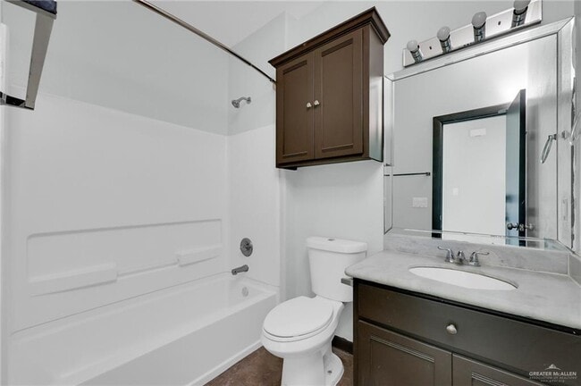 Building Photo - 11 East St