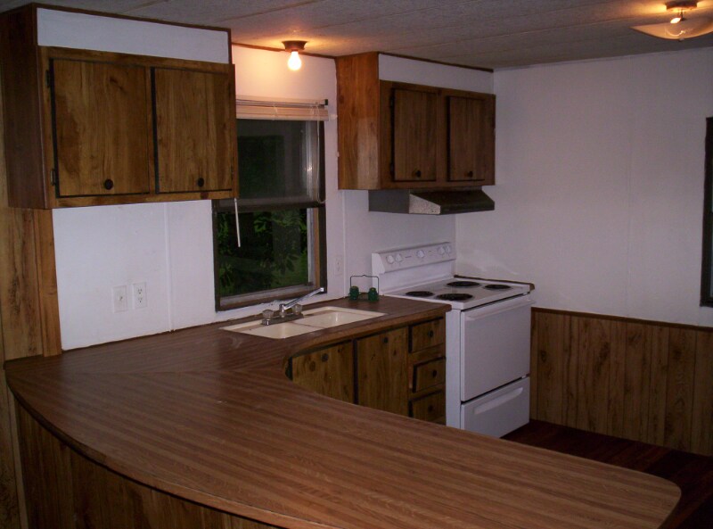 Building Photo - 547 Creekside Dr