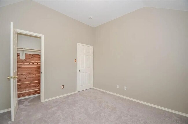 Building Photo - 22510 Tullis Trail Ct