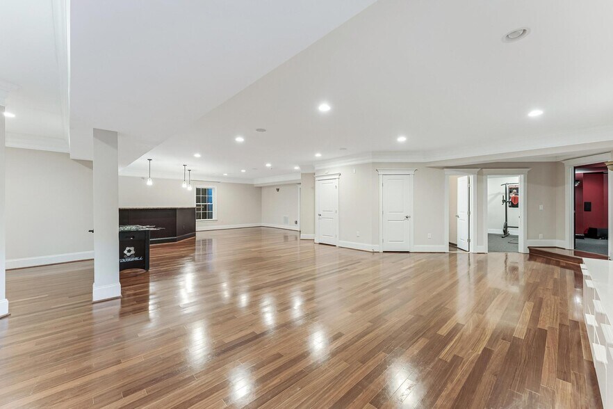 Building Photo - 829 Golden Arrow St