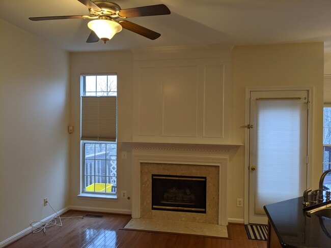 Building Photo - 11817 Limoux Pl