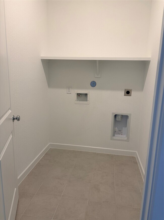 Building Photo - 21518 Coronado Grn Dr