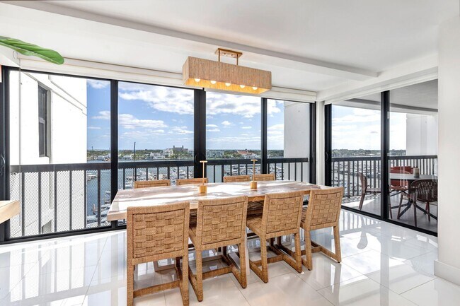 Building Photo - 400 N Flagler Dr