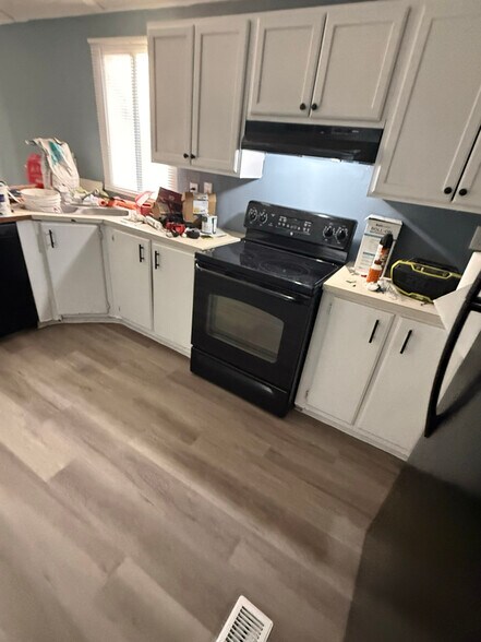 Building Photo - 11725 W Farm to Market 2790 S