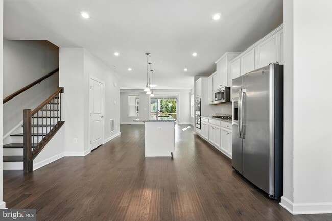Building Photo - 22310 Seabring Terrace